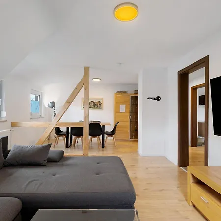 アパート Airbnbali バーリンゲン